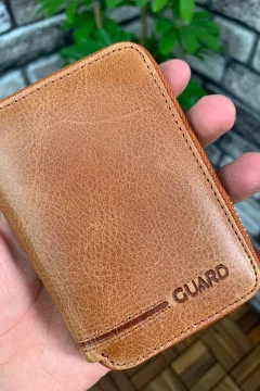 محفظة صغيرة من الجلد باللون البني العتيق - Фото 3