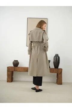 معطف طويل كلاسيكي وفرو المنك - Фото 4