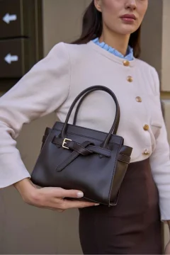 حقيبة يد وكتف نسائية بنية اللون بحزام صغير - Фото 2