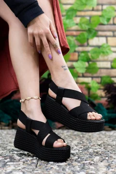 صندل أسود بكعب عالٍ - Фото 3