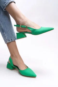 حذاء بكعب نسائي من باللون الأخضر غير اللامع - Фото 7