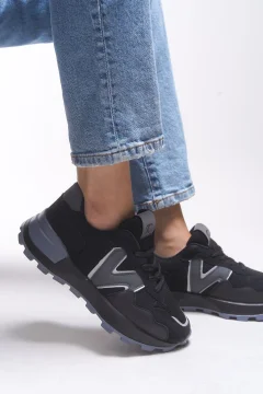 حذاء رياضي نسائي أسود مدخن - Фото 6