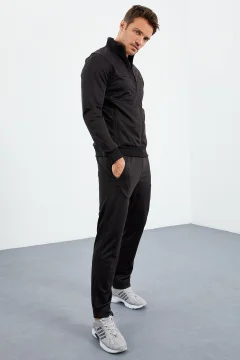 طقم بدلة رياضية - Фото 1
