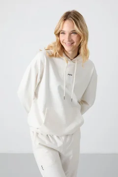 طقم بدلة رياضية نسائية بلون اكرو - Фото 2