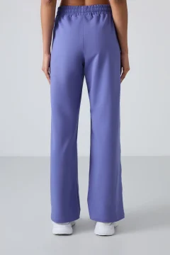 بنطال رياضي نسائي عالي الخصر وجيب واسع الساق باللون الأرجواني - Фото 9