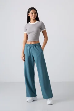 بنطال رياضي نسائي واسع الساق باللون الأخضر الغابة - Фото 6