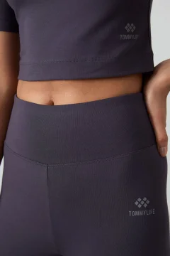 طقم رياضي نسائي باللون البنفسجي الداكن - Фото 3