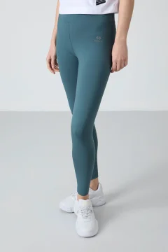 بنطال ضيق للسيدات ذو قصة ضيقة وخصر عالي باللون الأخضر الغابة - Фото 6