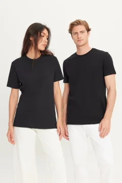 تي شيرت أساسي للرجال باللون الاسود - Фото 2