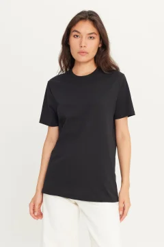 تي شيرت أساسي للرجال باللون الاسود - Фото 5