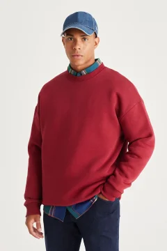 Men's Oversized Fleece Sweatshirt in Burgundy - Фото 1