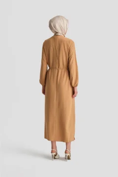 فستان نسائي انيق باللون البيج - Фото 5