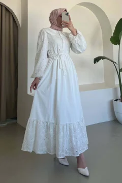 فستان مطرز باللون الابيض - Фото 9
