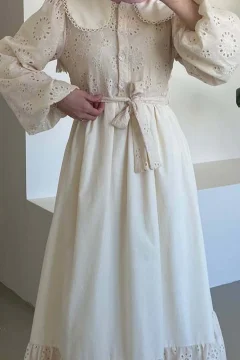 فستان بتفاصيل مطرزة - Фото 3