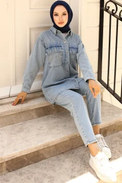 طقم جينز مزين بالأحجار - Фото 5