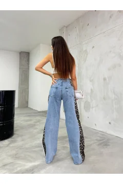 بنطال جينز نسائي عالي الخصر بطبعة جلد الفهد باللون الأزرق - Фото 7