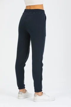 بنطال رياضي نسائي باللون الأزرق الداكن - Фото 3