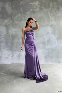 فستان سهرة ساتان باللون الليلكي مطرز فضي - Фото 4