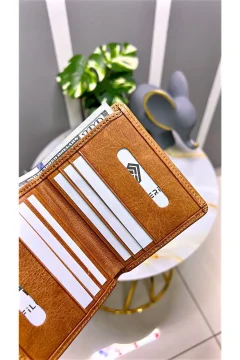 محفظة نحيفة من الجلد الطبيعي لون جملي - Фото 4