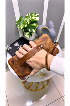 حقيبة يد من الجلد الطبيعي بلون البندق مع حزام يد - Фото 2