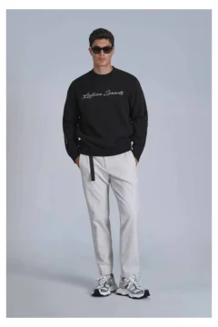 تيشرت رجالي باللون الأسود - Фото 5