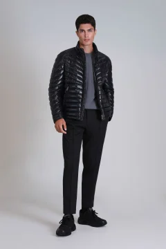 معطف رجالي باللون الأسود - Фото 2