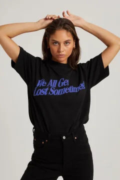 تي شيرت نسائي أسود - Фото 2