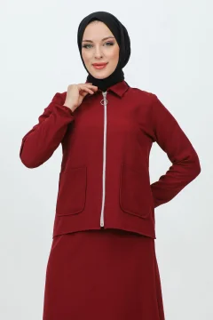 طقم تنورة وجاكيت من الكريب بجيوب وسحاب أحمر قرمزي - Фото 2