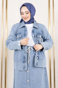 طقم جينز جاكيت و تنورة مطوية أزرق فاتح - Фото 6