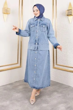 طقم جينز جاكيت و تنورة مطوية أزرق فاتح - Фото 3