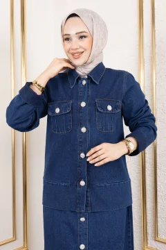 طقم جينز جاكيت وتنورة مطوية أزرق غامق - Фото 6