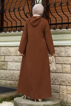 عباية نسائي بأزرارباللون البني - Фото 9