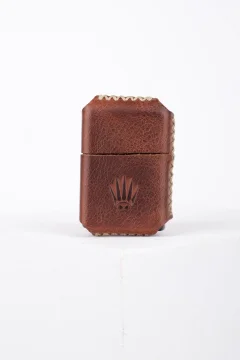 ولاعة بنزين مع غلاف من الجلد الاصلي باللون البني الداكن - Фото 2