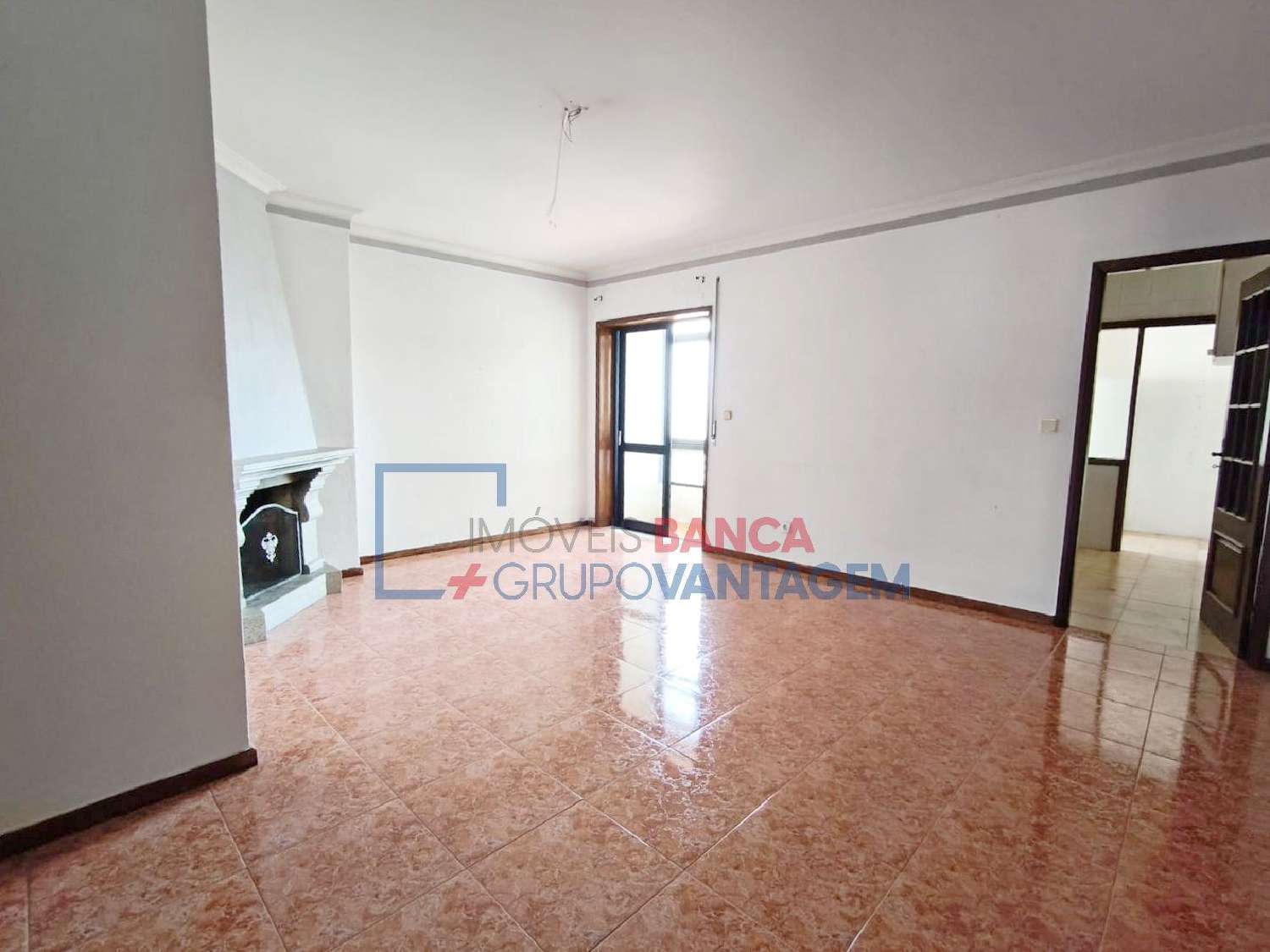 te koop appartement Crestuma Vila Nova De Gaia 2
