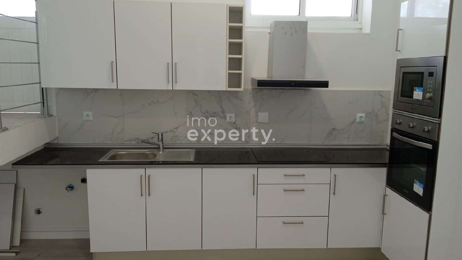 te koop bedrijfsruimte/ kantoor Barreiro Barreiro 2