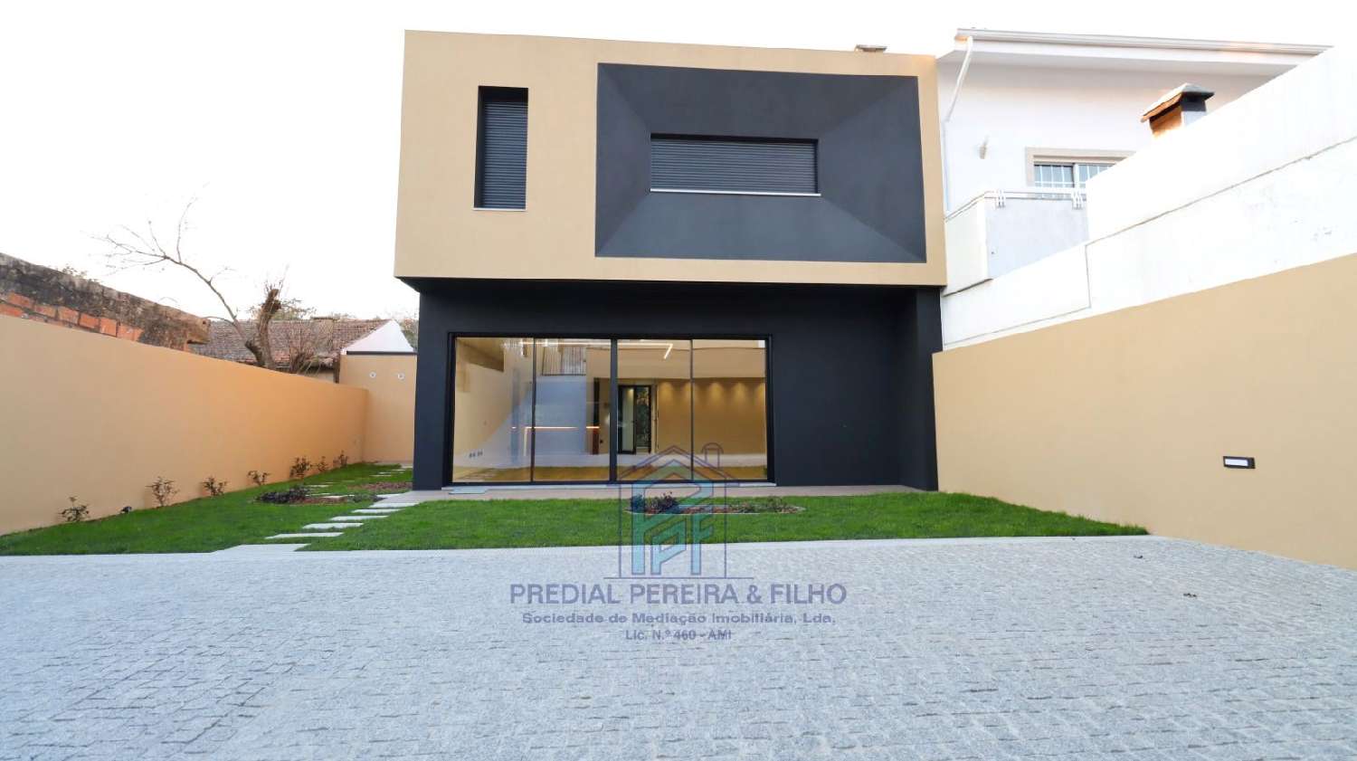  te koop huis Baguim do Monte Gondomar 1