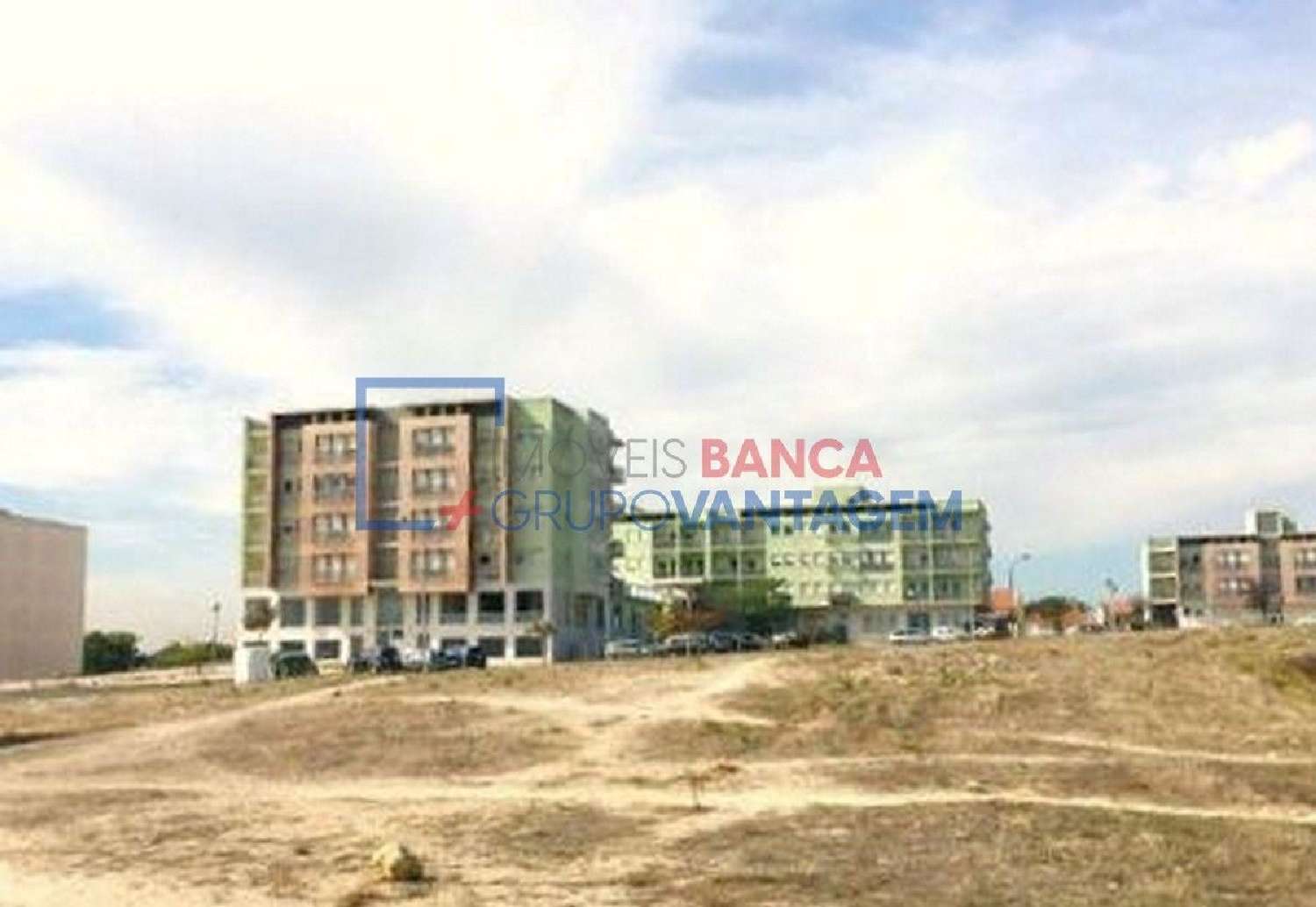  te koop terrein Apelação Loures 3