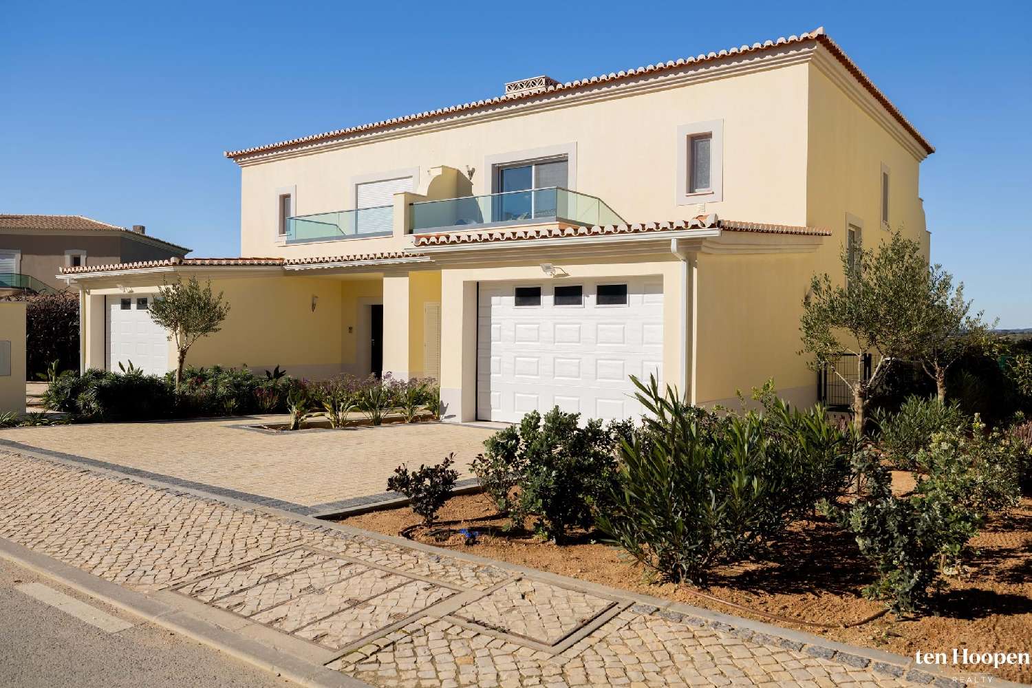  te koop villa Lagos Lagos 2