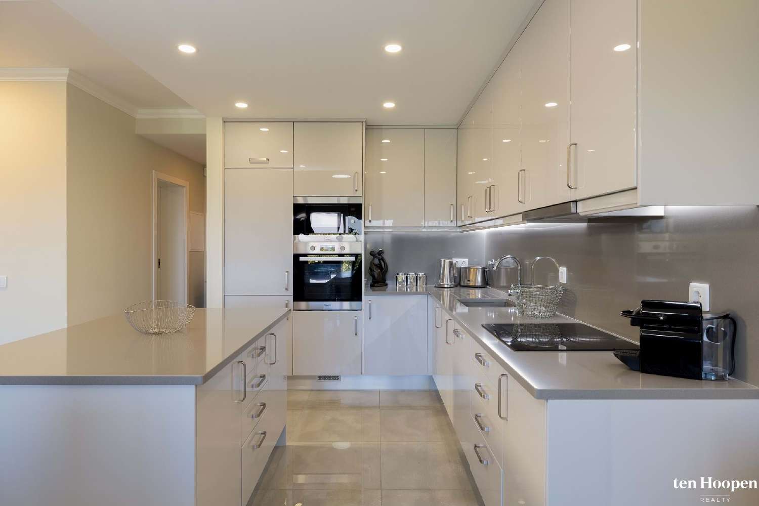  te koop villa Lagos Lagos 6