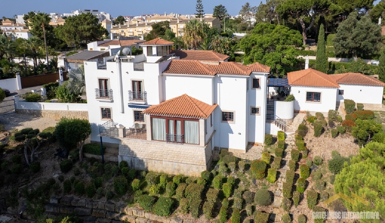 te koop huis Almancil Loulé 2