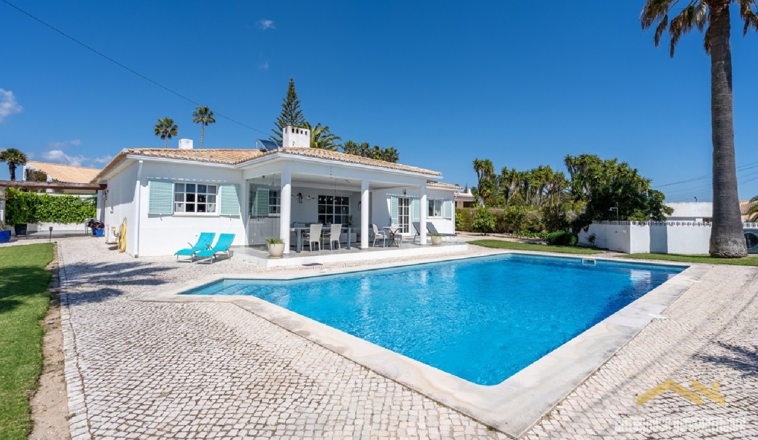 te koop huis Almancil Loulé 2