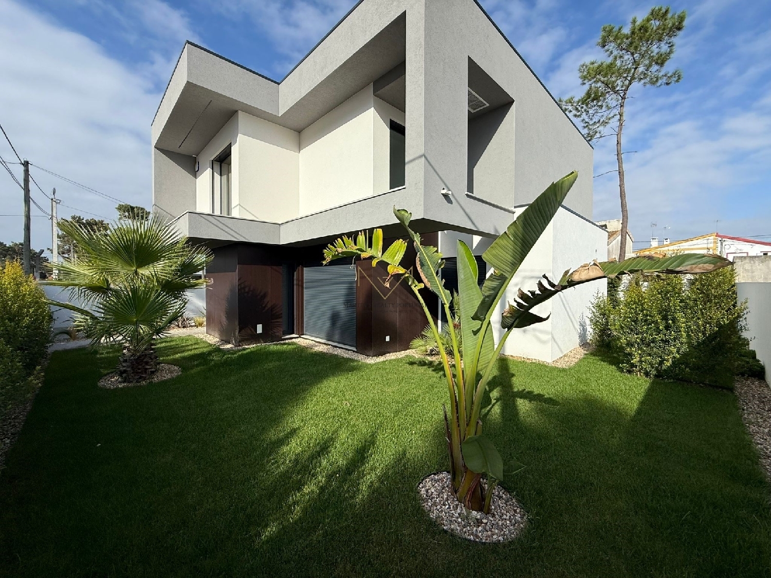  à venda vila Almada Almada 5