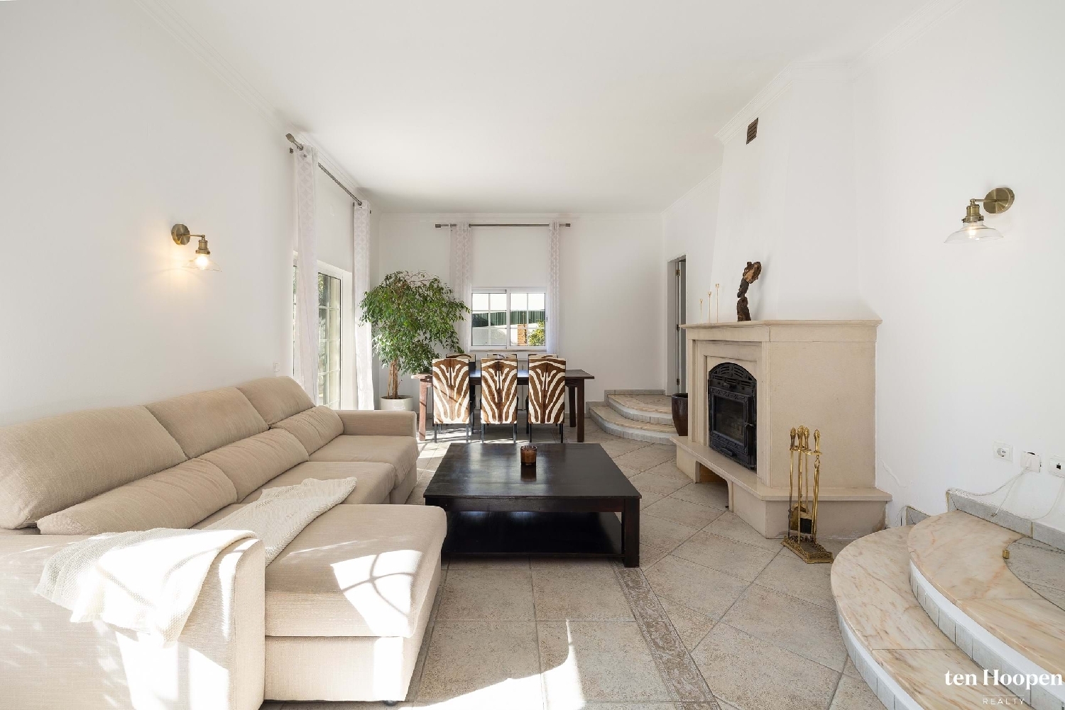  for sale villa Lagos Lagos 4