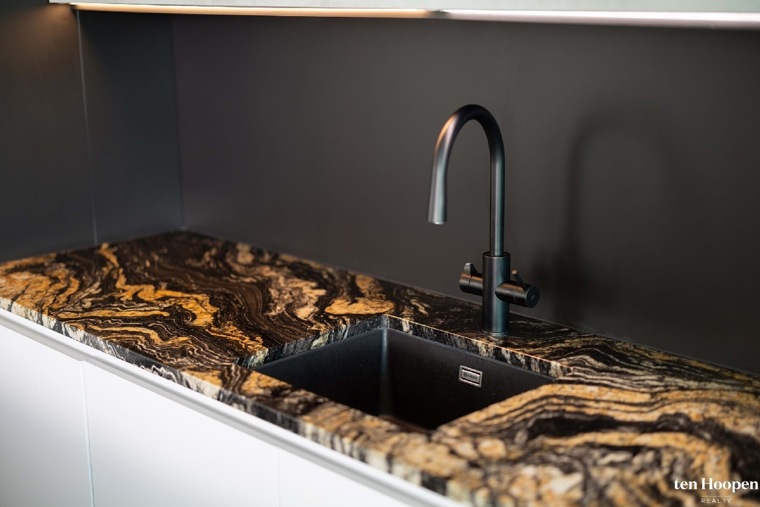 köpa villa Lagos Lagos 8