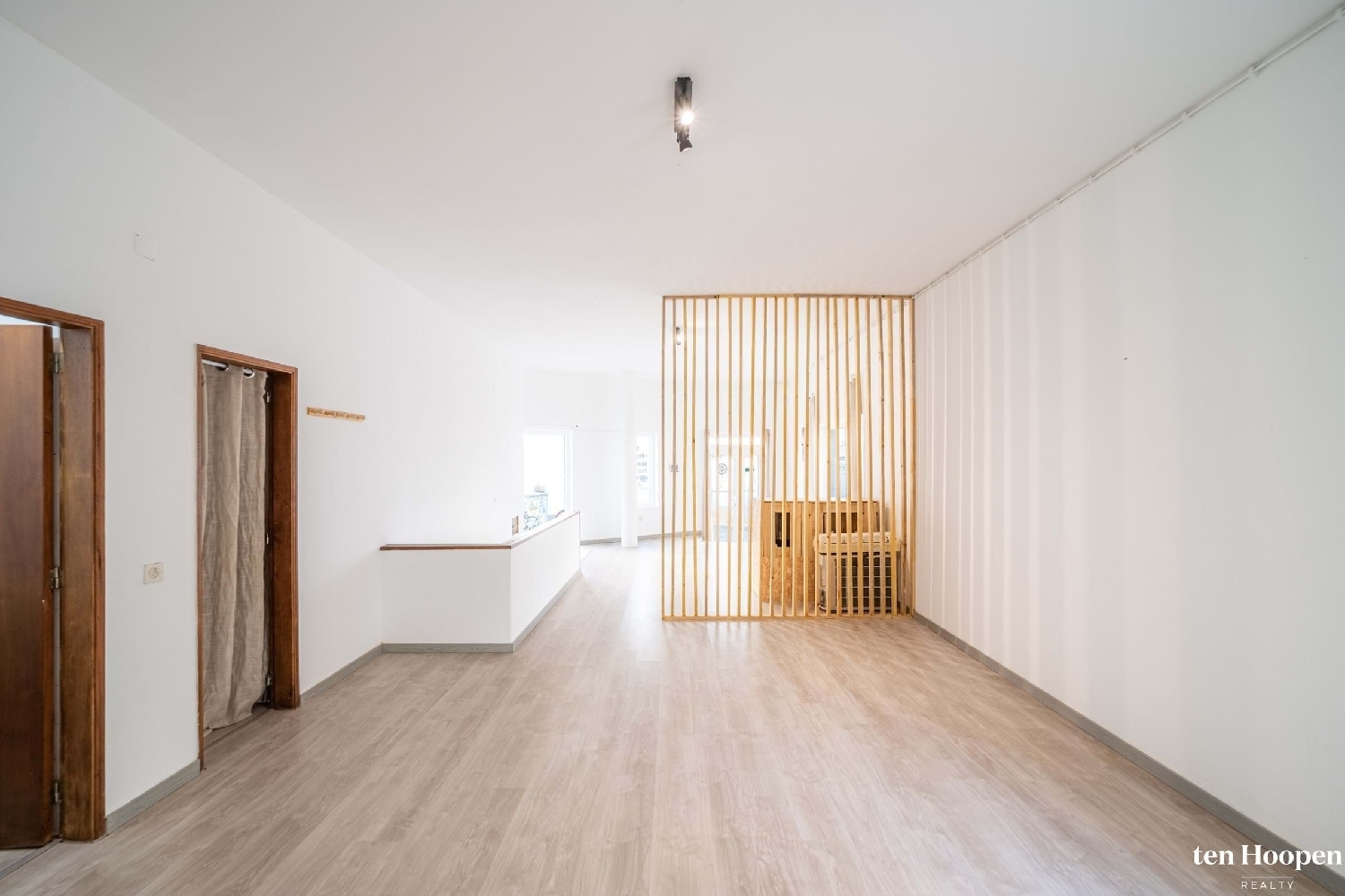  köpa kommersiell Lagos Lagos 7