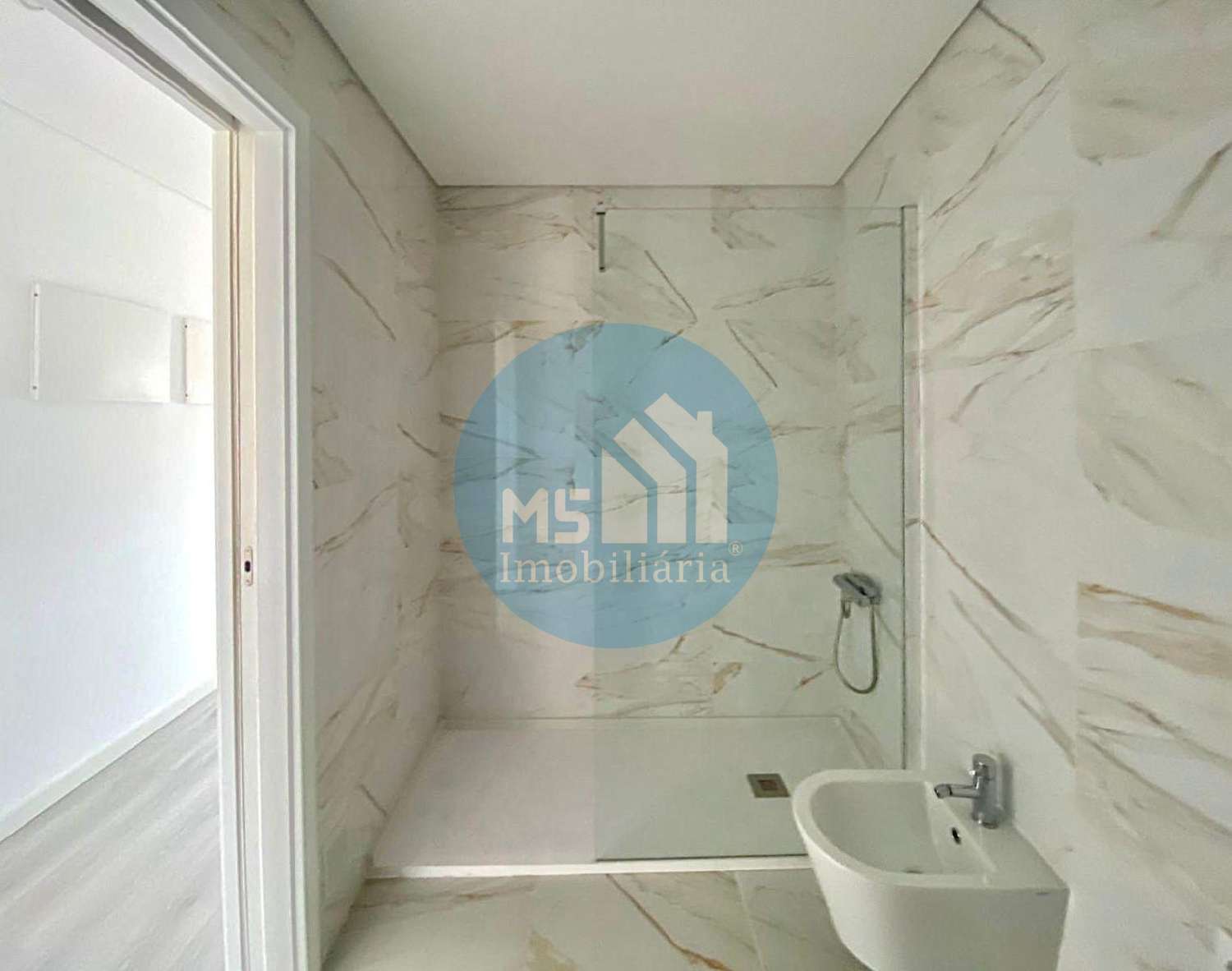  te koop appartement Corroios Seixal 1