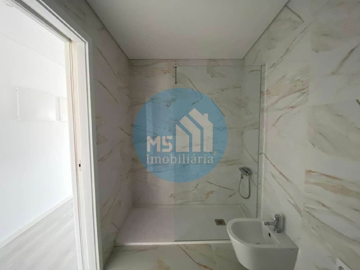  te koop appartement Corroios Seixal 6