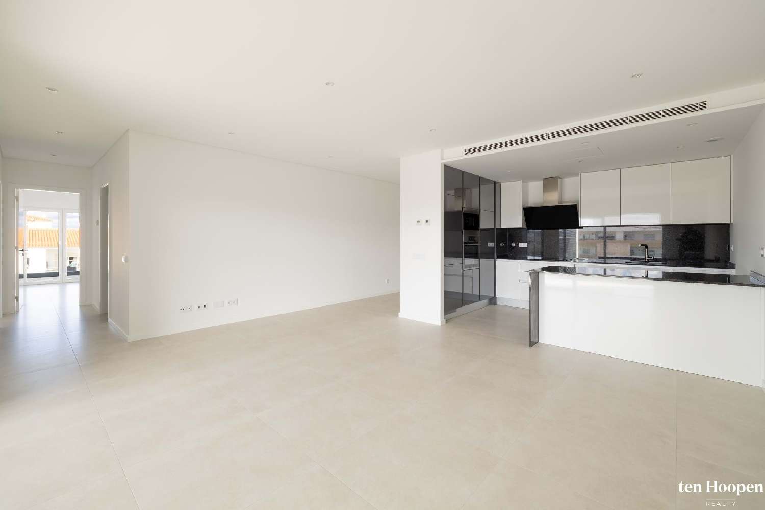  te koop appartement Lagos Lagos 4