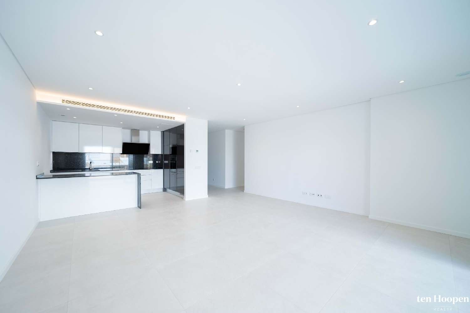  te koop appartement Lagos Lagos 6