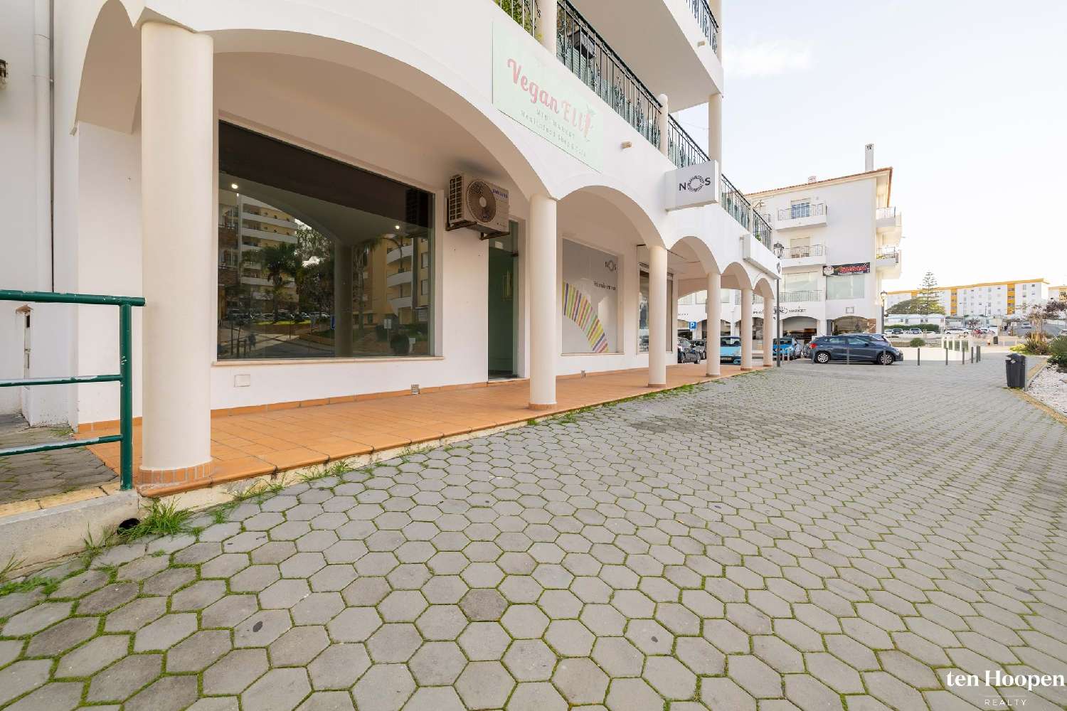  te koop bedrijfsruimte/ kantoor Lagos Lagos 1